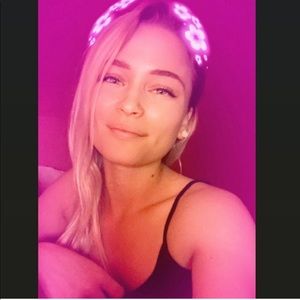 Meet your Posher, Monica